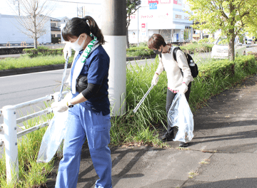 Community clean-up walk